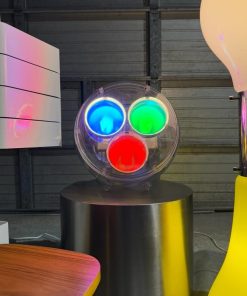 Yang Metamorfosi Lamp – 1996
